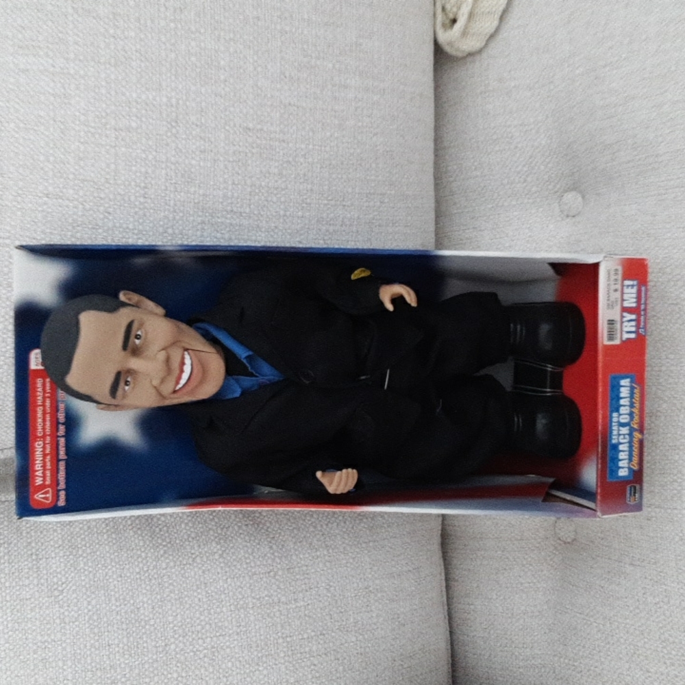 VINTAGE Dancing Barack Obama Doll still in box